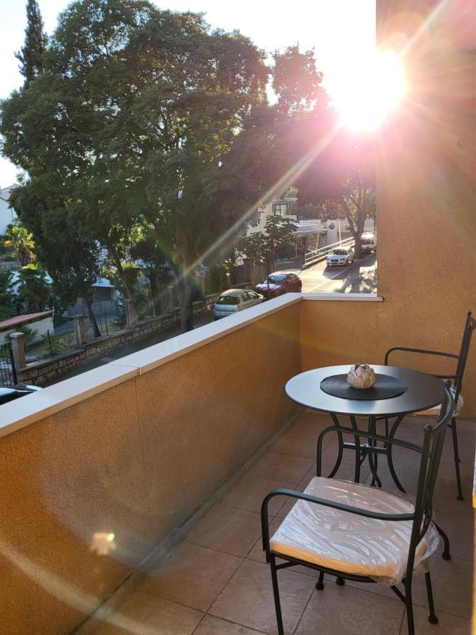 Rijeka Apartment With Free Parking And Large Balcony Ngoại thất bức ảnh