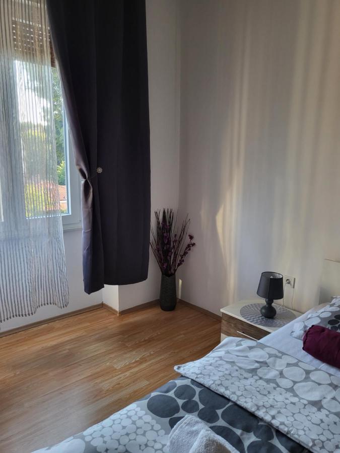 Rijeka Apartment With Free Parking And Large Balcony Ngoại thất bức ảnh